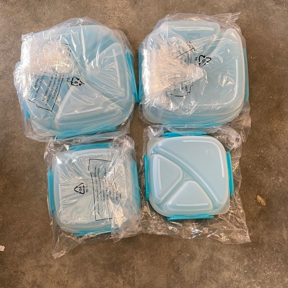 Lock & Lock Food Storage Container Set - Picture 3 of 5